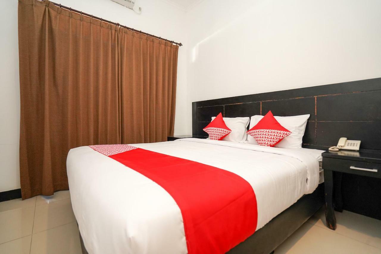 Oyo 969 Penginapan Darma I Surabaya Exterior foto
