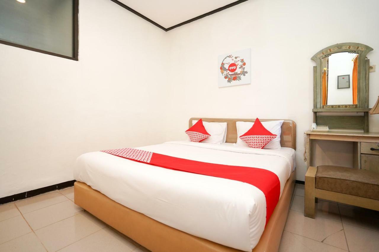 Oyo 969 Penginapan Darma I Surabaya Exterior foto